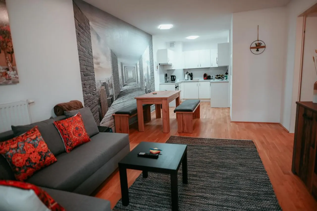 Vienna Cozy Apartment 105