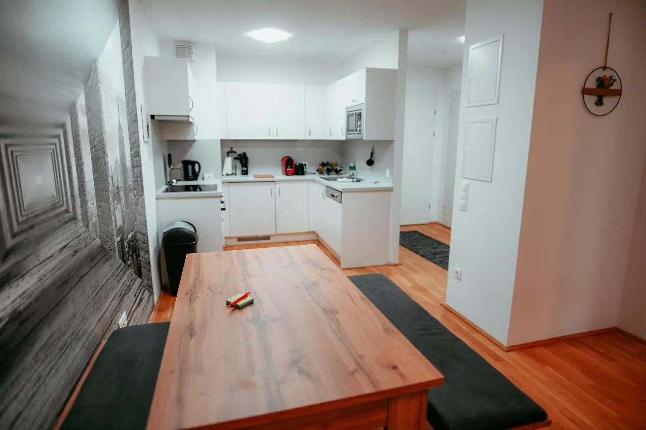 Vienna Cozy Apartment 105 Austria